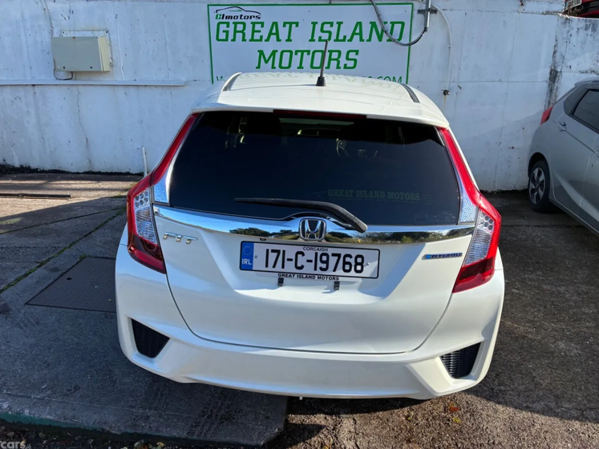 Honda Fit Hatchback, Petrol Hybrid, 2017, White