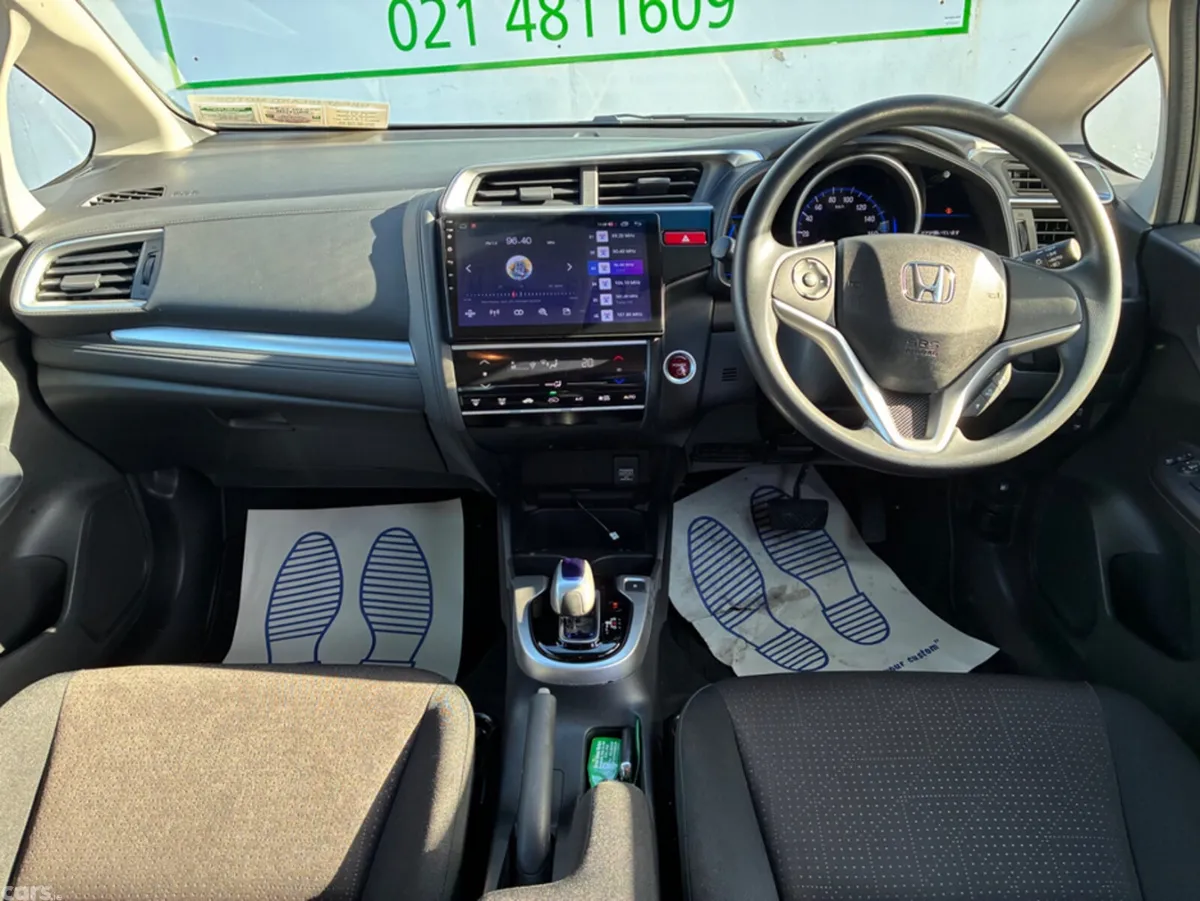 Honda Fit Hatchback, Petrol Hybrid, 2017, White