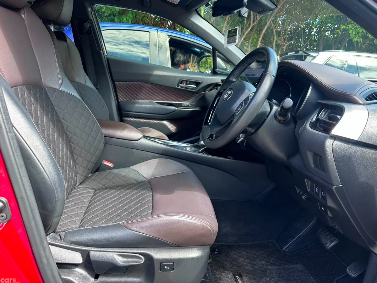 Toyota C-HR Hatchback, Petrol Hybrid, 2019, Red
