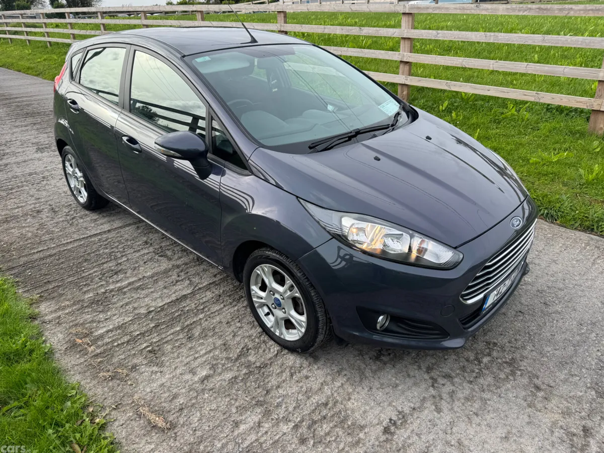 Ford Fiesta Hatchback, Petrol, 2014, Blue