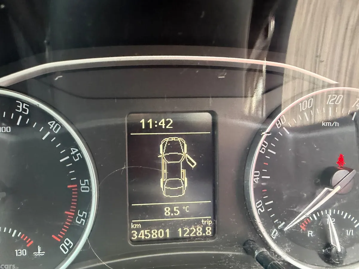 Skoda Octavia Saloon, Diesel, 2012, Beige