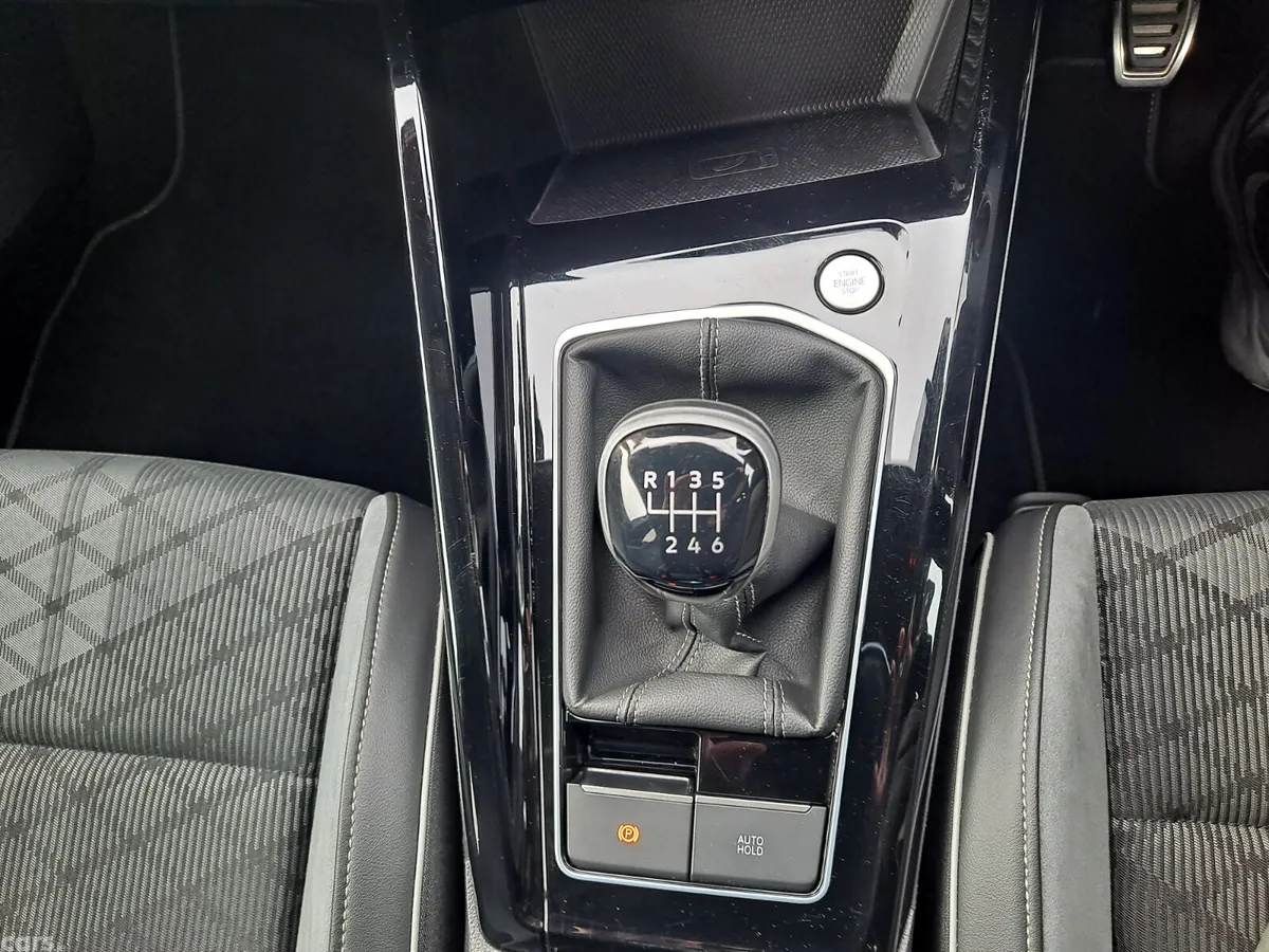 Volkswagen Golf Estate, Diesel, 2023, Black