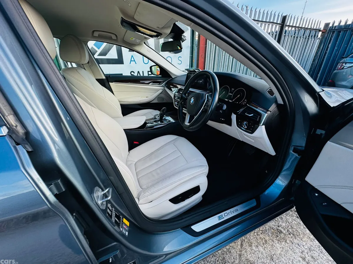 BMW 5-Series Saloon, Petrol Plug-in Hybrid, 2019, Grey