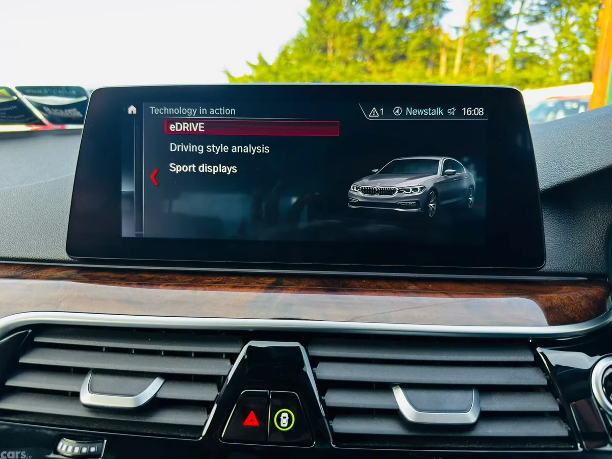 BMW 5-Series Saloon, Petrol Plug-in Hybrid, 2019, Grey
