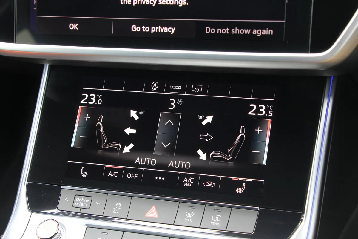 Audi A6 Saloon, Diesel, 2022, Red
