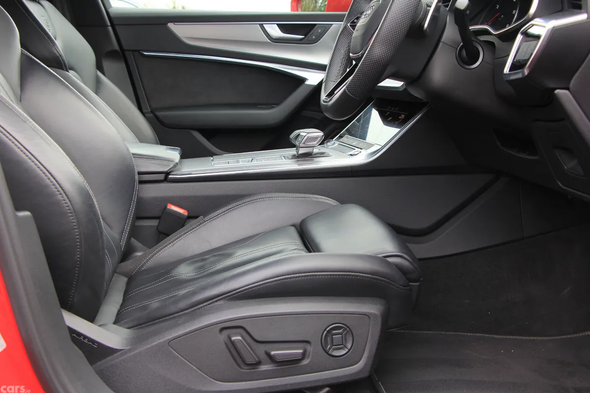 Audi A6 Saloon, Diesel, 2022, Red