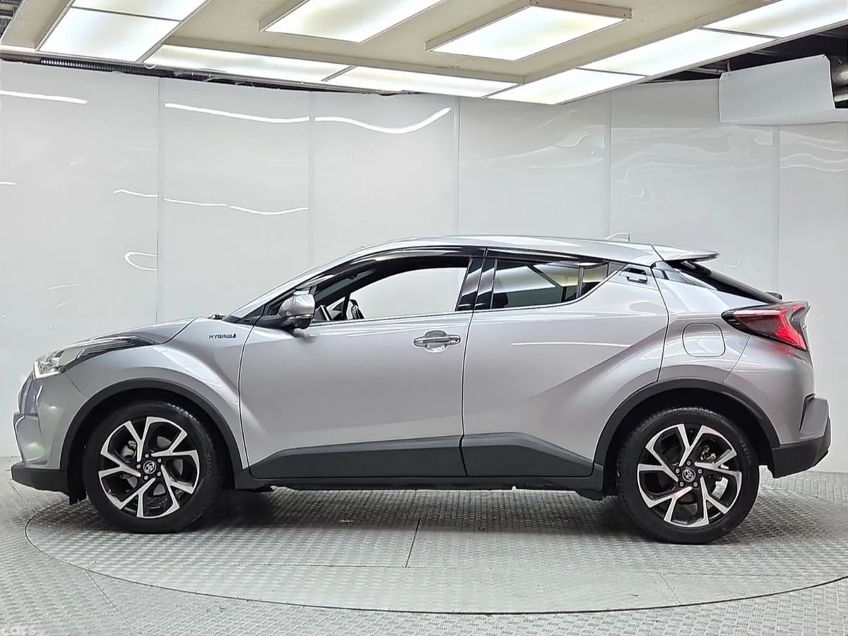 Toyota C-HR SUV, Petrol Hybrid, 2018, Grey