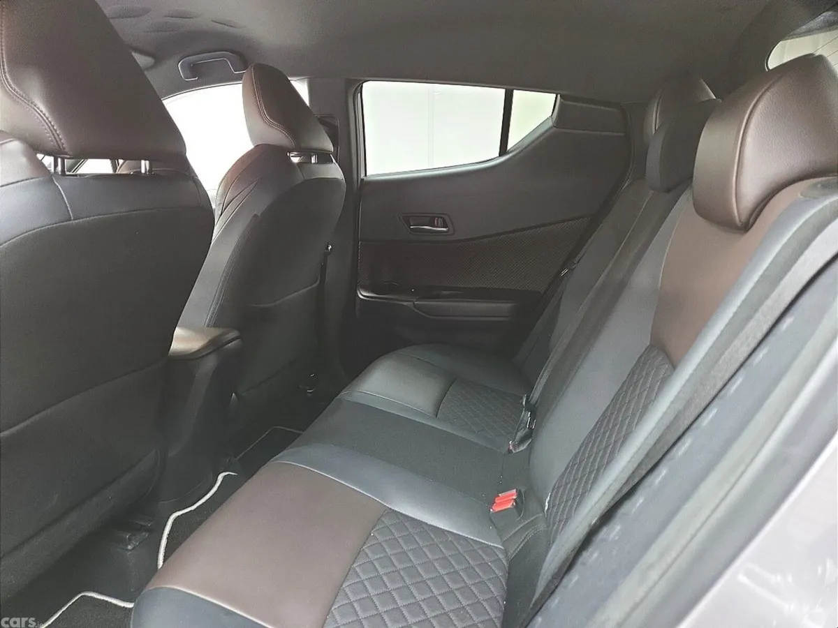 Toyota C-HR SUV, Petrol Hybrid, 2018, Grey