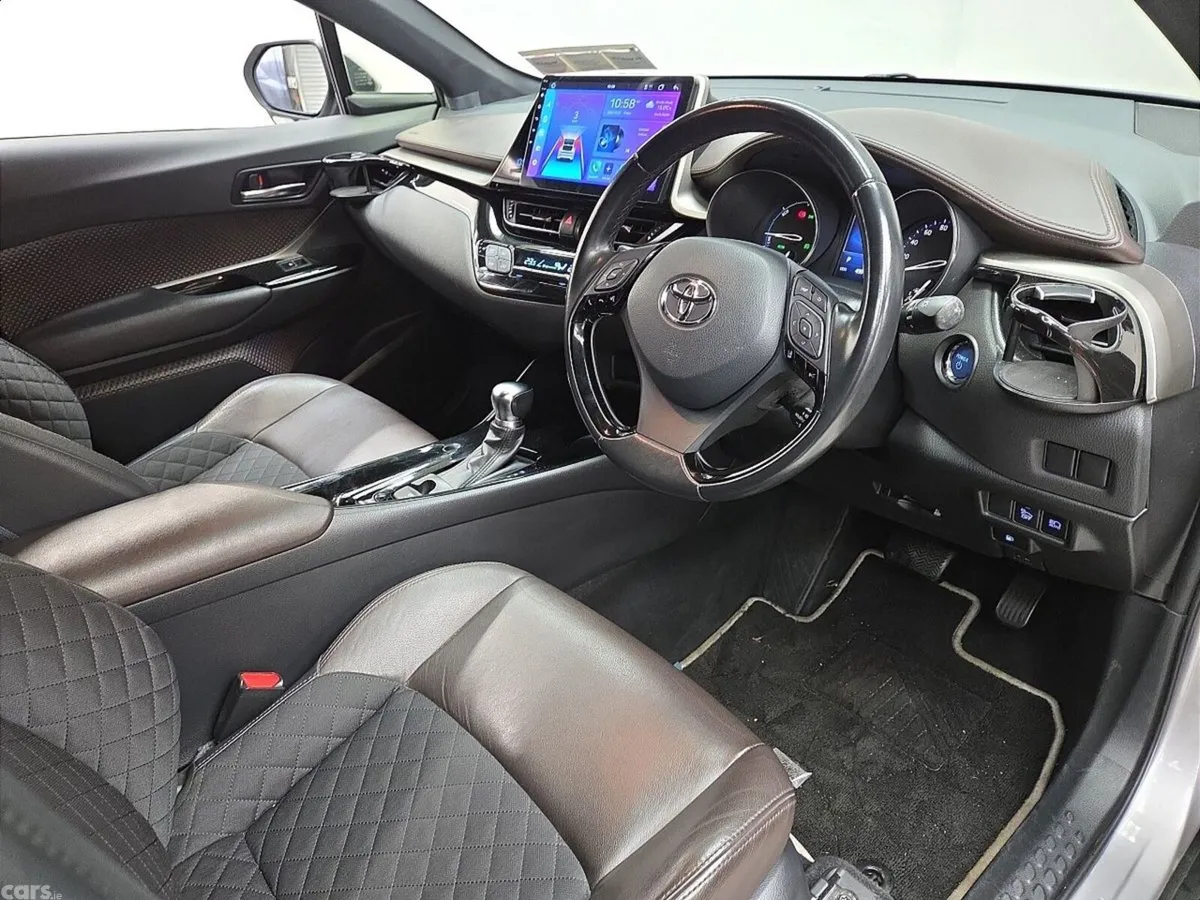 Toyota C-HR SUV, Petrol Hybrid, 2018, Grey