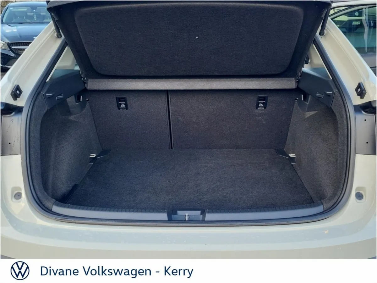 Volkswagen Taigo SUV, Petrol, 2026, Grey
