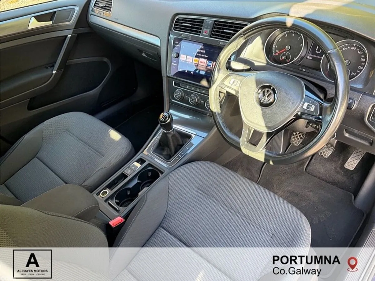 Volkswagen Golf Estate, Petrol, 2017, Blue