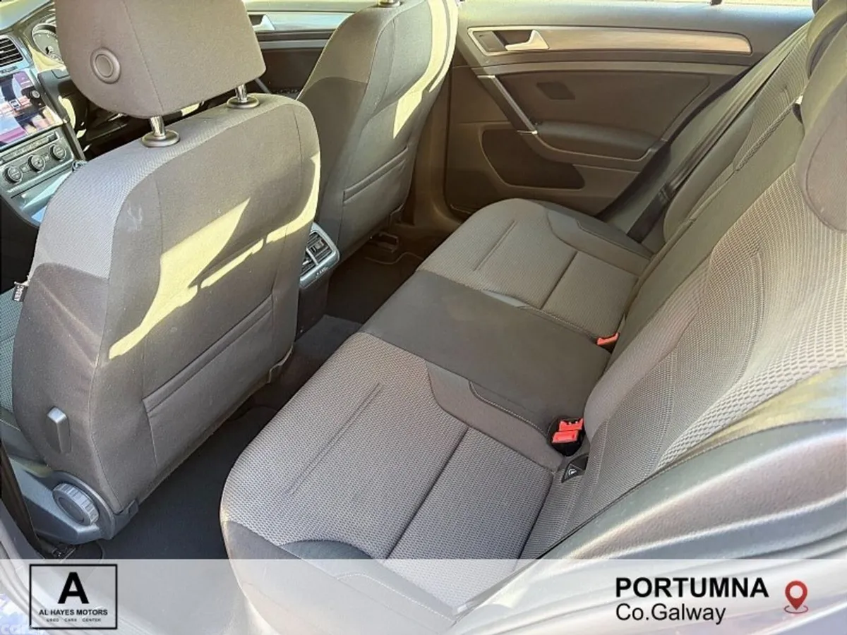 Volkswagen Golf Estate, Petrol, 2017, Blue