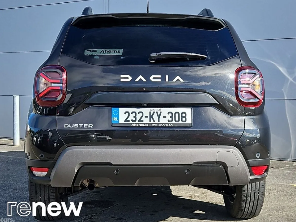 Dacia Duster SUV, Petrol, 2023, Black