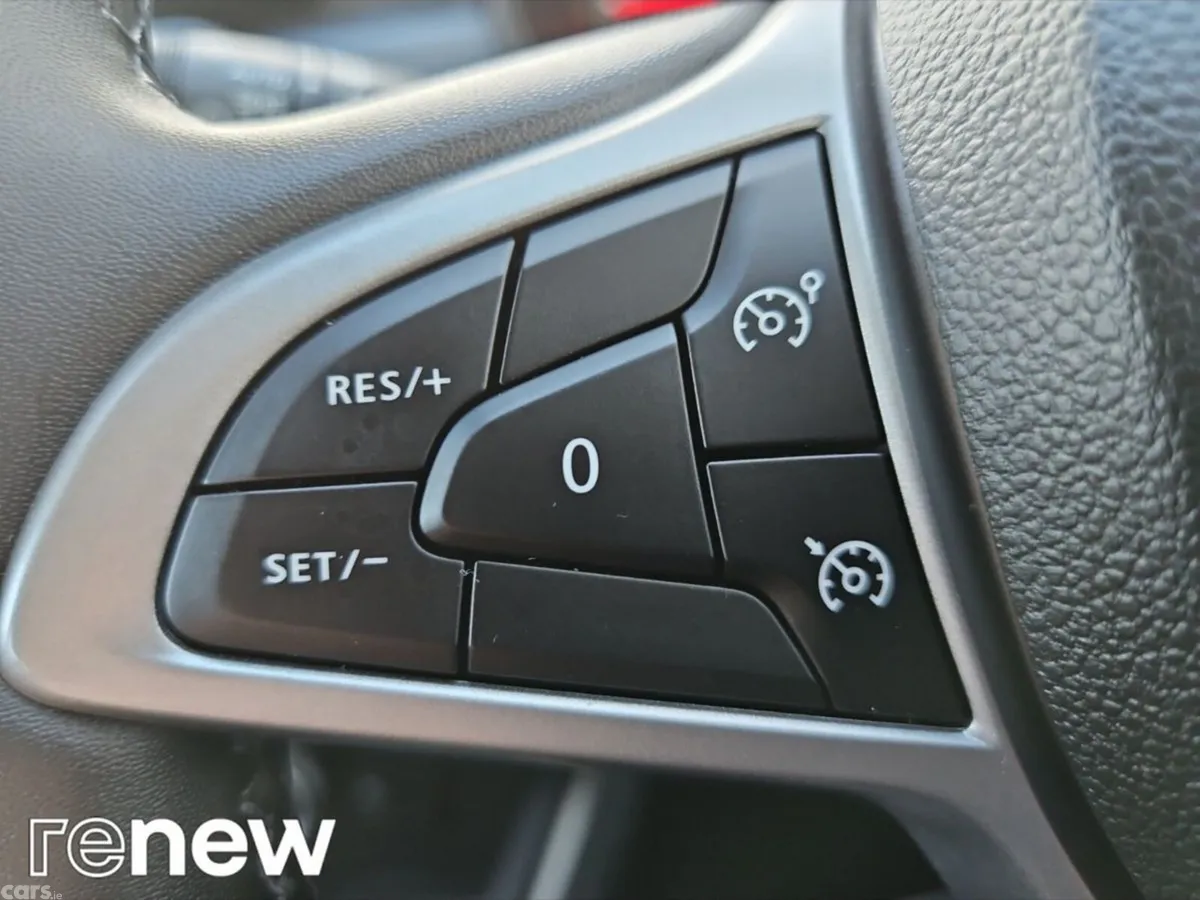 Dacia Duster SUV, Petrol, 2023, Black