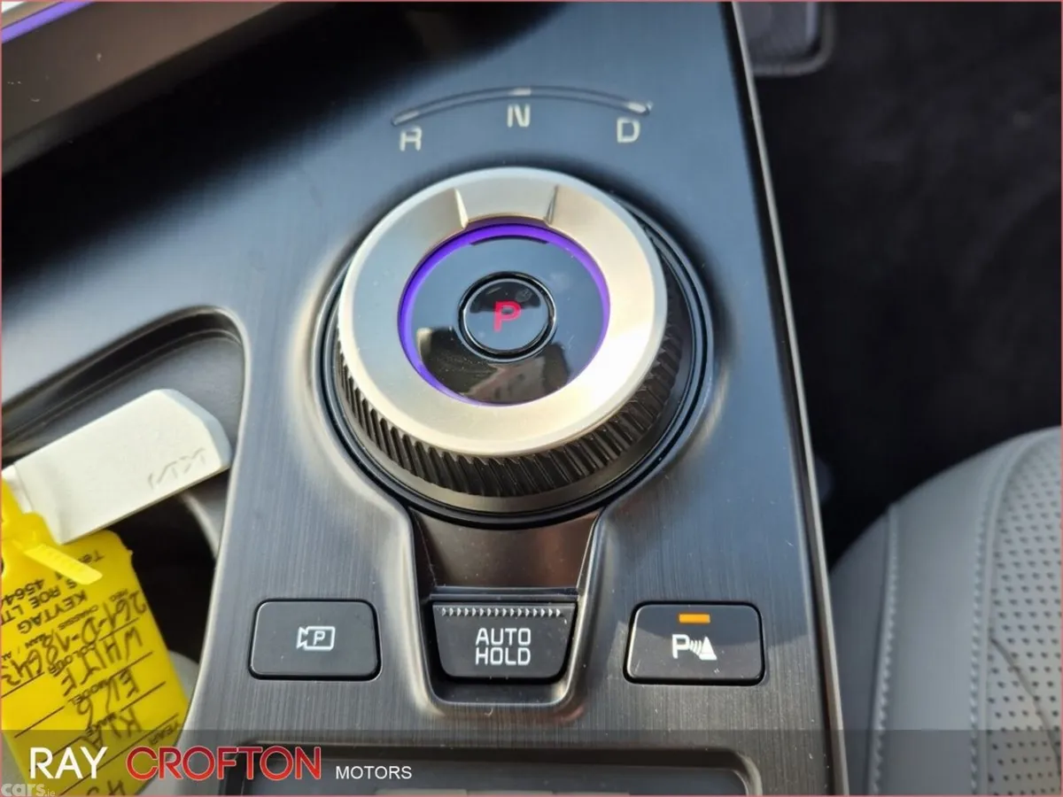 Kia EV6 MPV, Electric, 2026, White