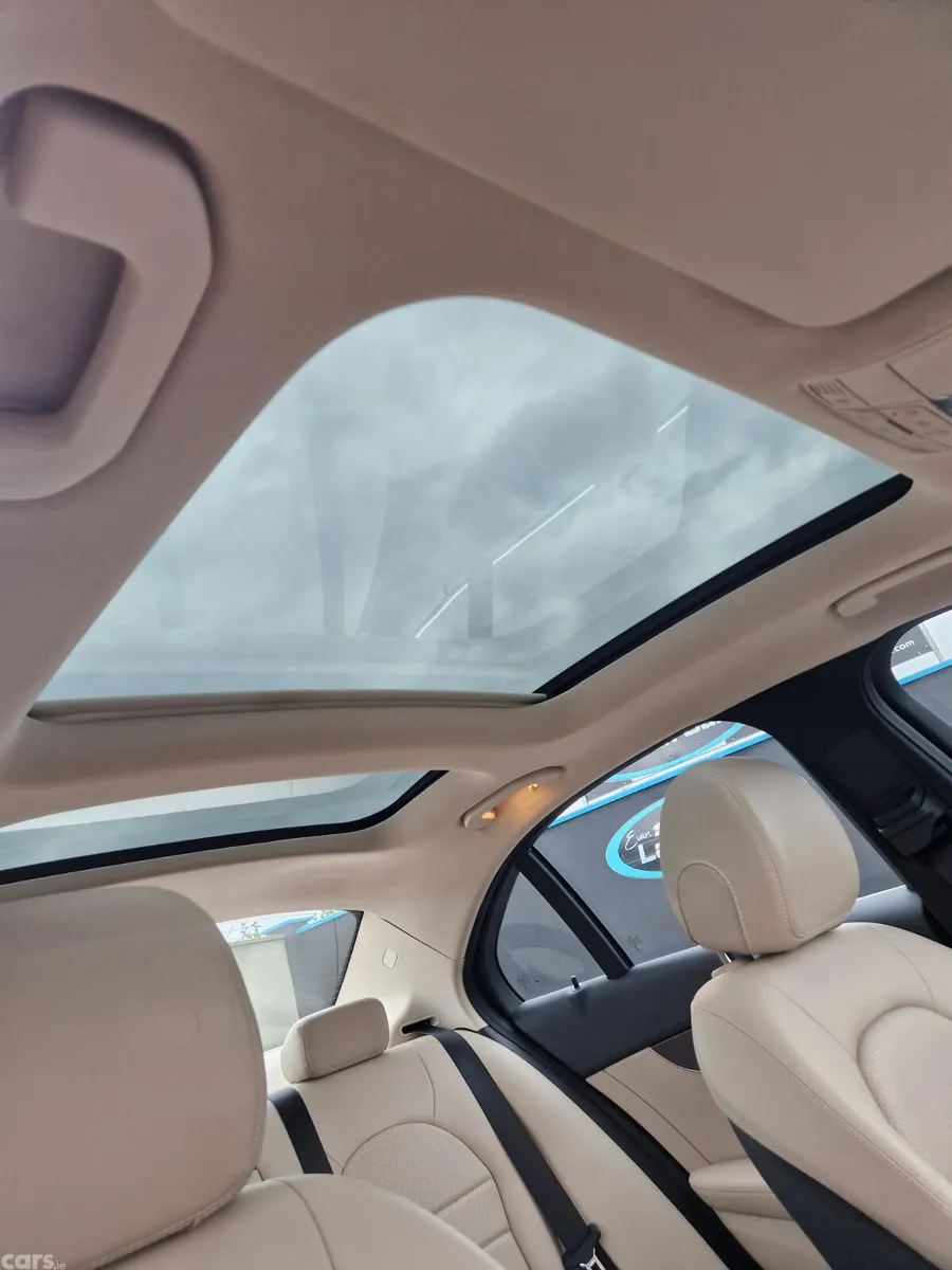 Mercedes-Benz C-Class Saloon, Diesel, 2016, Blue