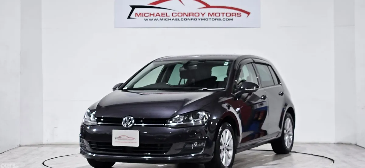 Volkswagen Golf Hatchback, Petrol, 2015, Grey