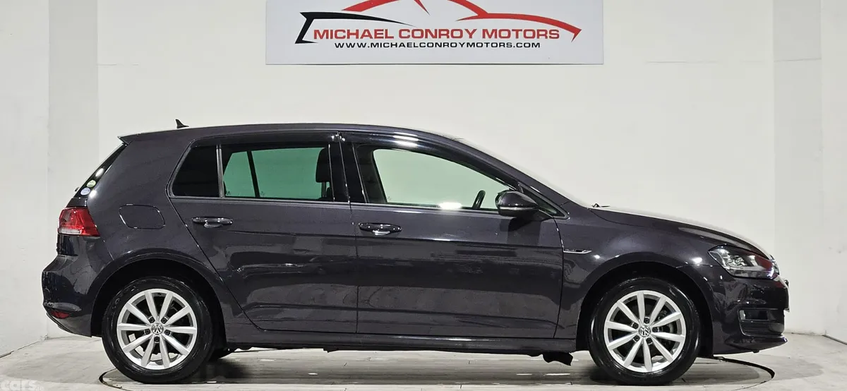 Volkswagen Golf Hatchback, Petrol, 2015, Grey