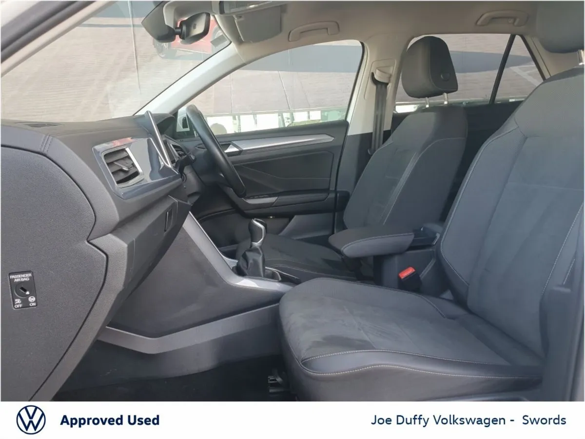 Volkswagen T-Roc SUV, Petrol, 2023, White