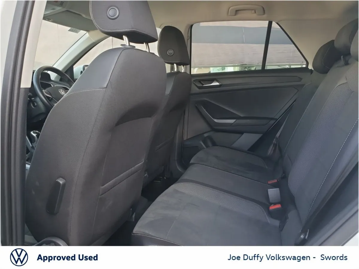 Volkswagen T-Roc SUV, Petrol, 2023, White