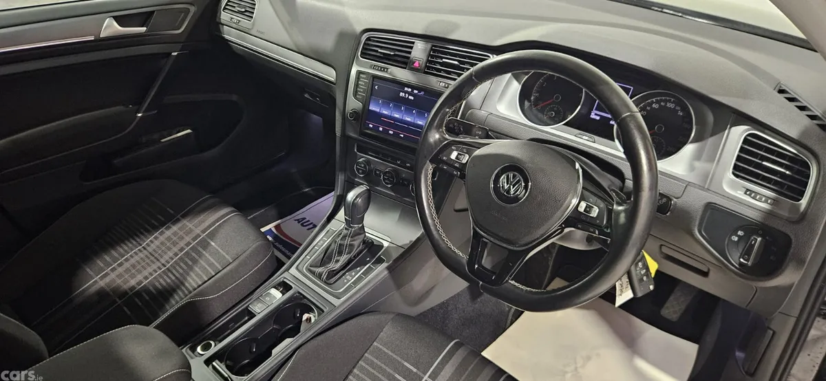 Volkswagen Golf Hatchback, Petrol, 2015, Grey