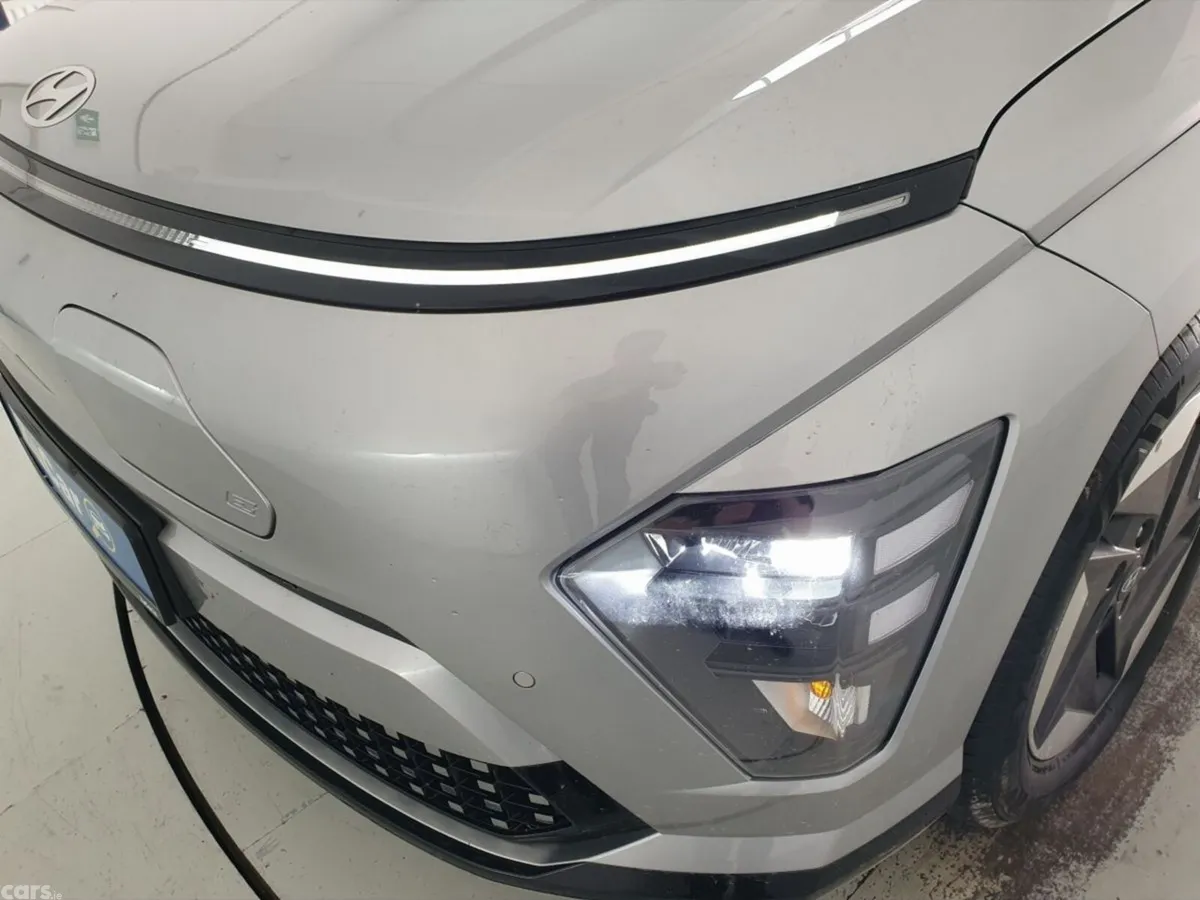 Hyundai KONA Hatchback, Electric, 2026, Silver