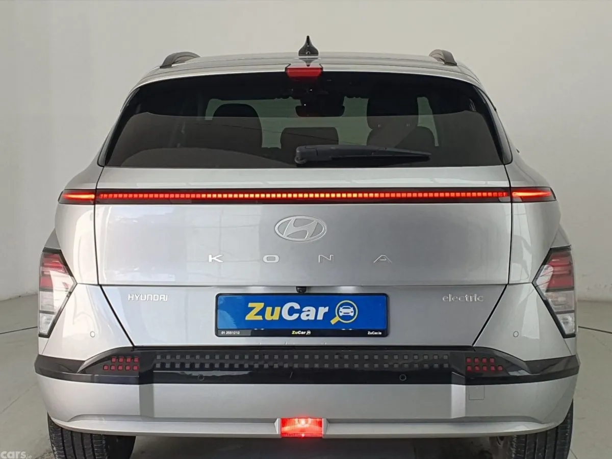Hyundai KONA Hatchback, Electric, 2026, Silver
