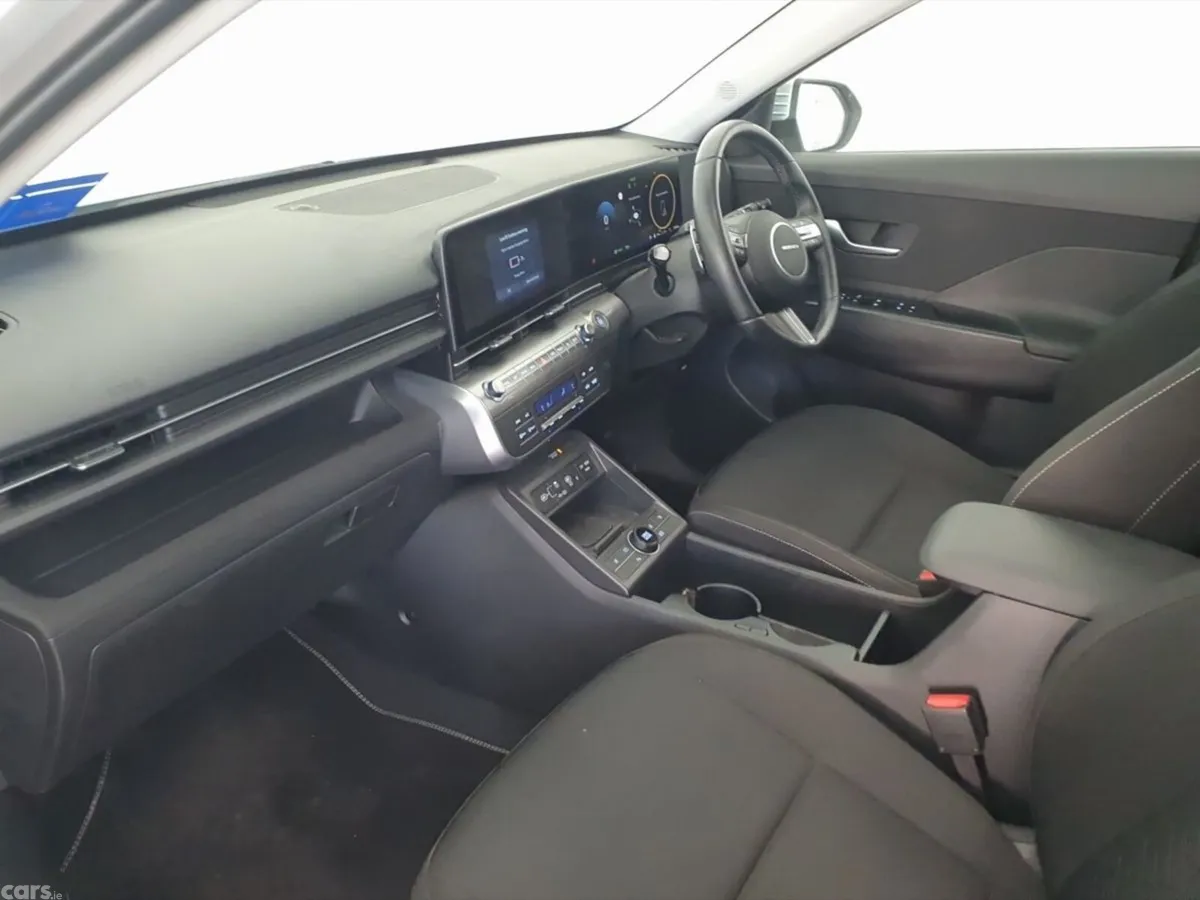 Hyundai KONA Hatchback, Electric, 2026, Silver