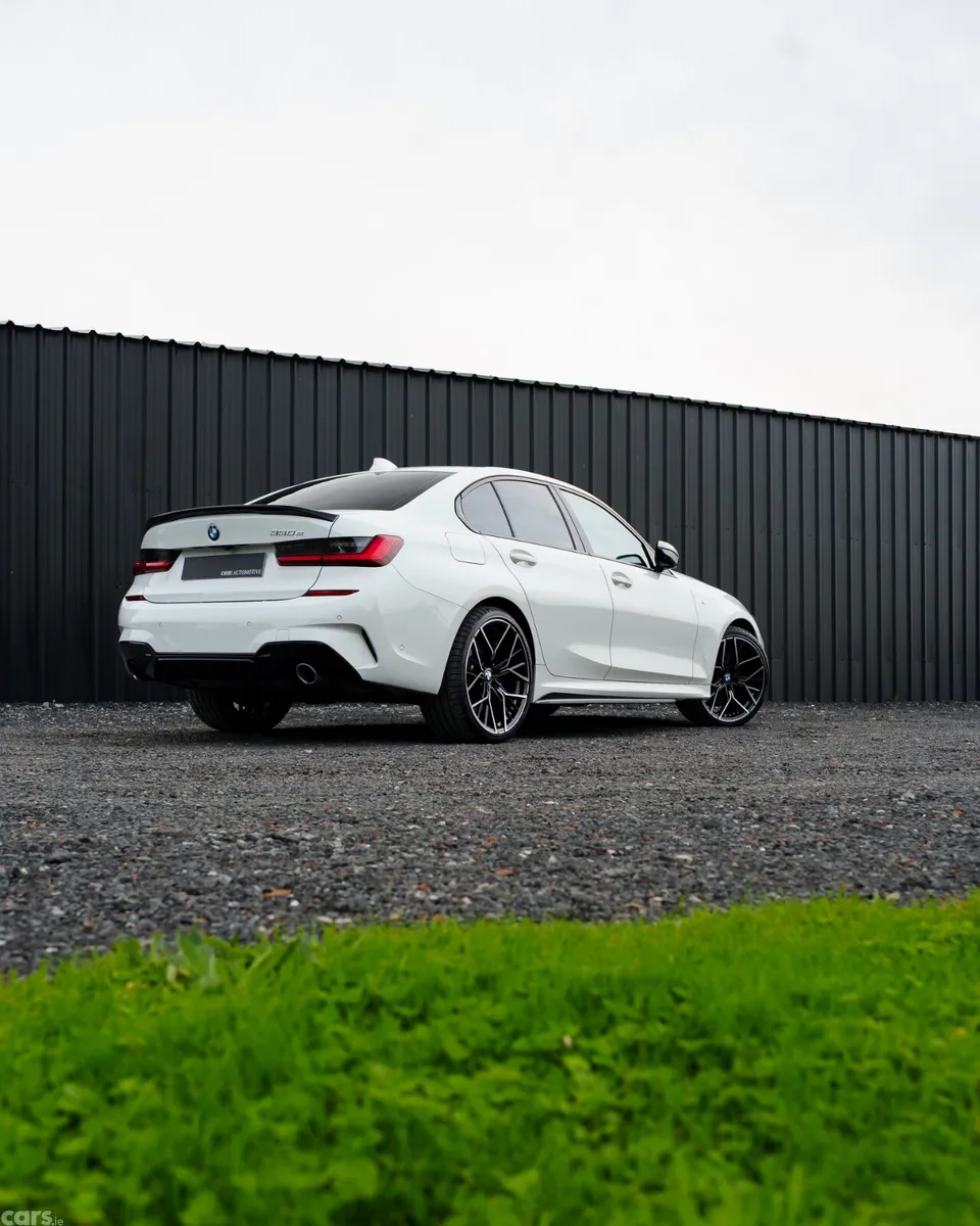 BMW 3-Series Saloon, Petrol Hybrid, 2021, White