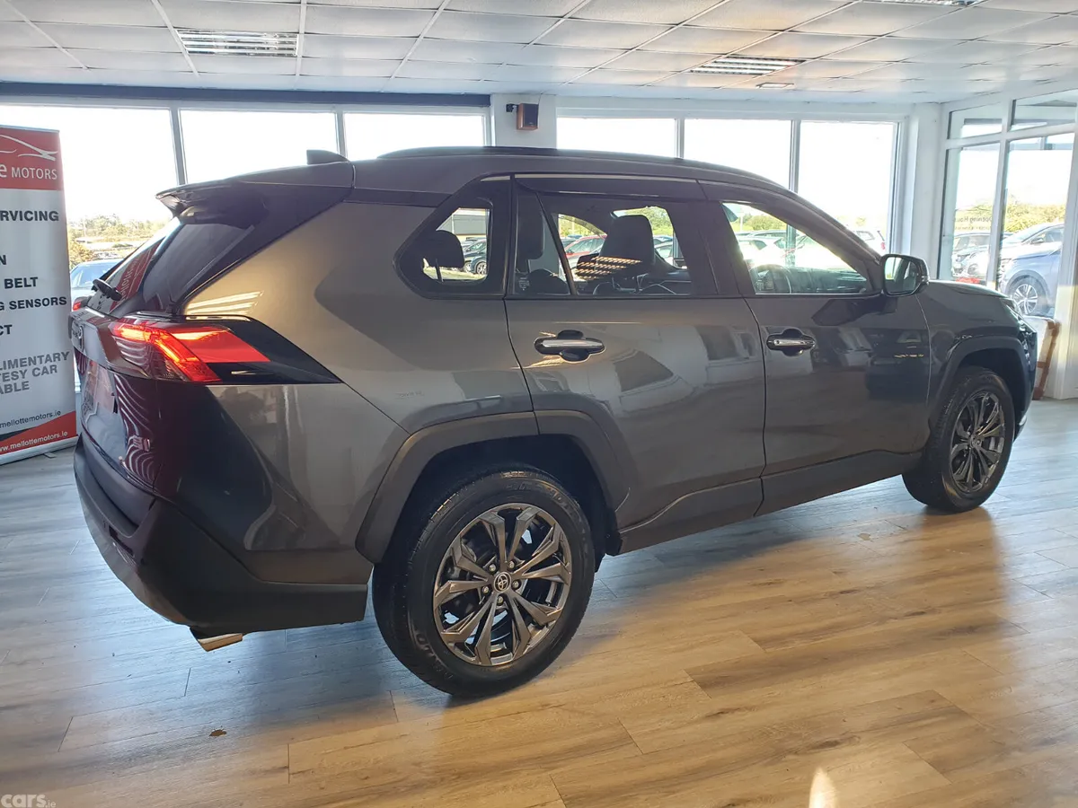 Toyota RAV4 SUV, Petrol Hybrid, 2023, Grey