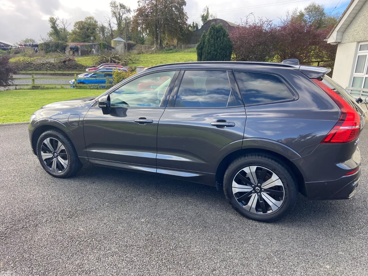 Volvo XC60 SUV, Petrol Plug-in Hybrid, 2023, Grey