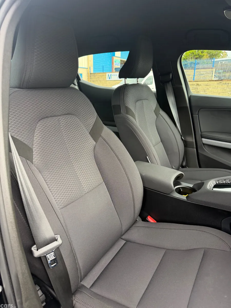 Polestar 2 Hatchback, Electric, 2023, Black