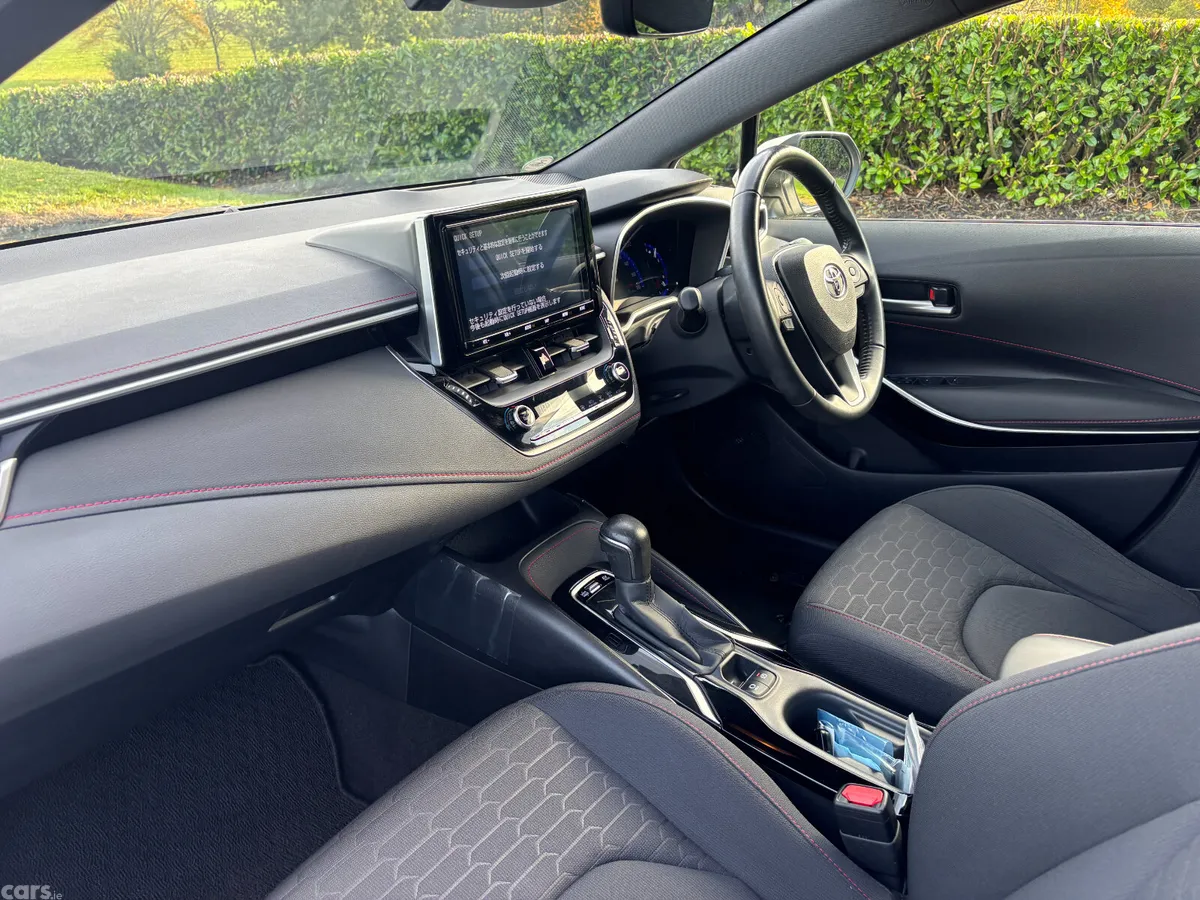 Toyota Corolla Hatchback, Petrol Hybrid, 2019, White