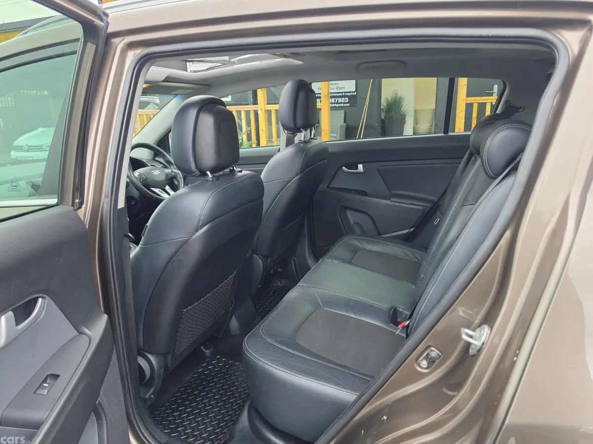 Kia Sportage SUV, Diesel, 2012, Brown