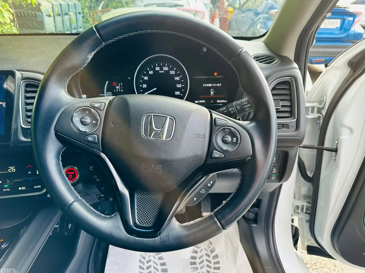 Honda Vezel Estate, Petrol Hybrid, 2020, White
