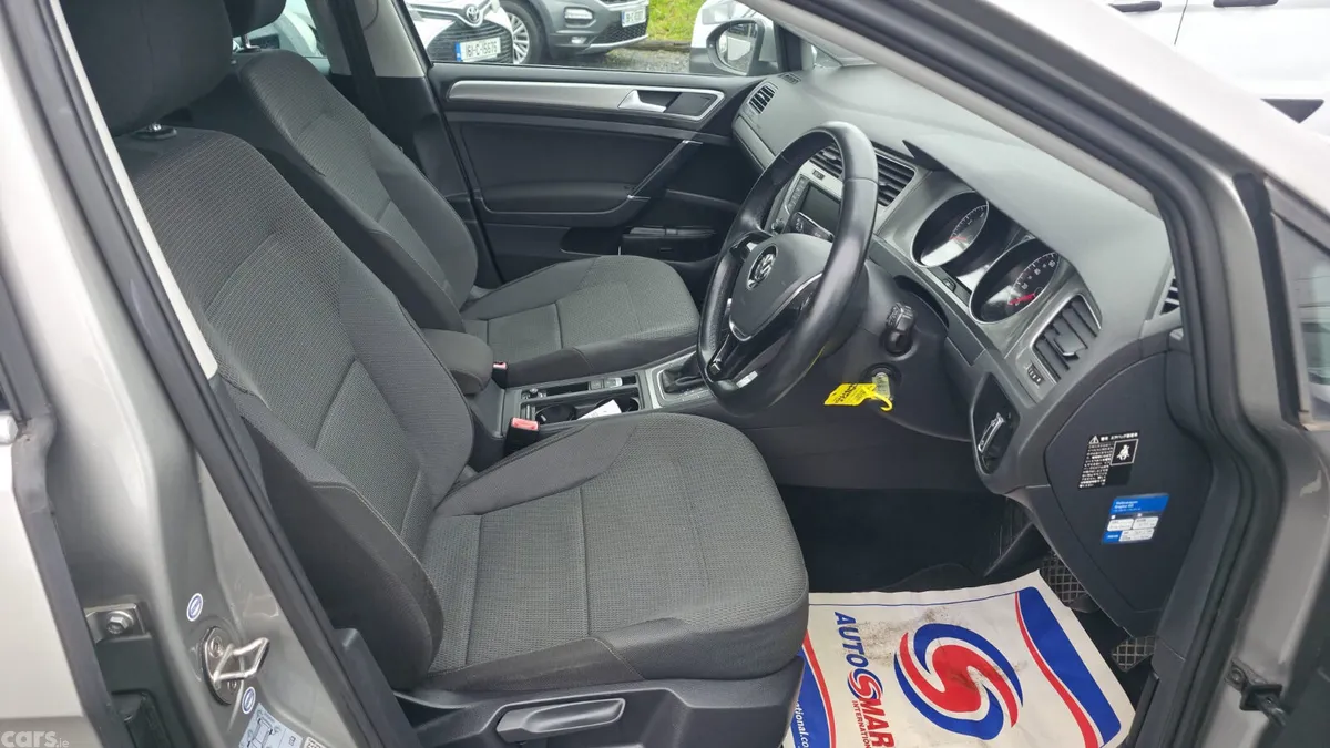 Volkswagen Golf Estate, Petrol, 2015, Silver