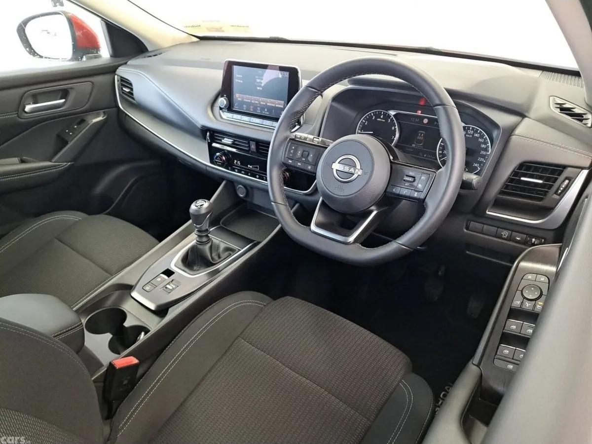 Nissan Qashqai SUV, Petrol, 2021, Grey