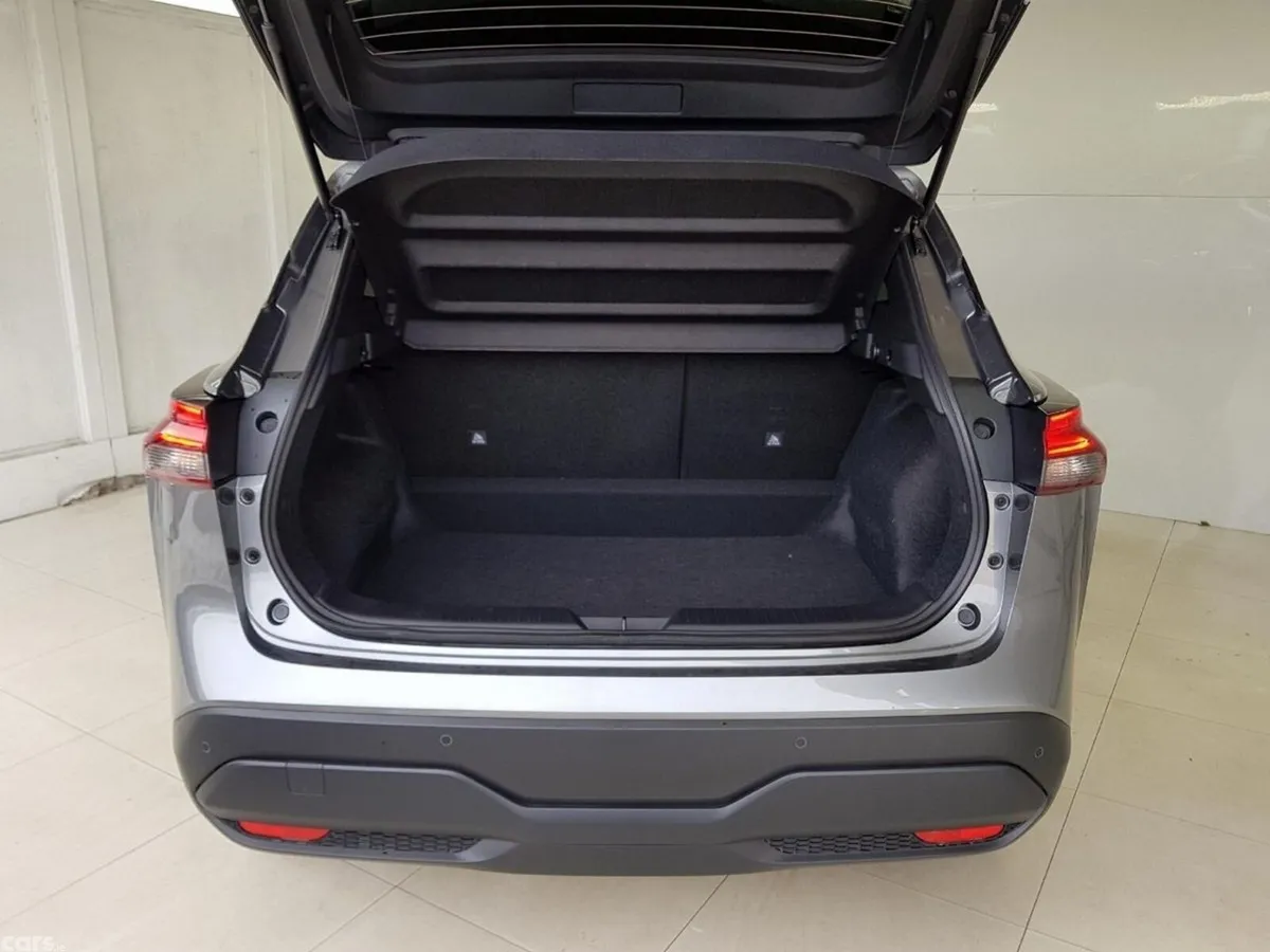 Nissan Qashqai SUV, Petrol, 2021, Grey