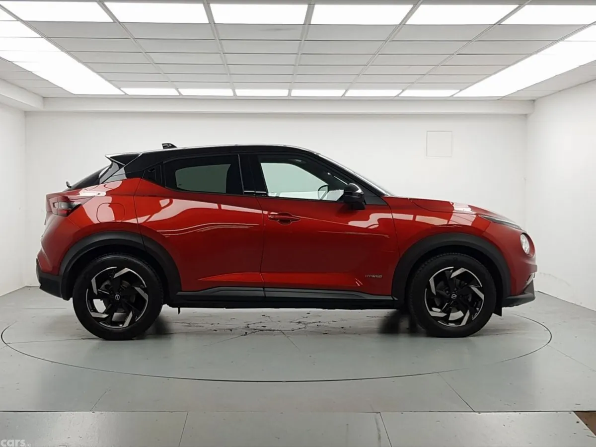 Nissan Juke SUV, Petrol Hybrid, 2024, Red