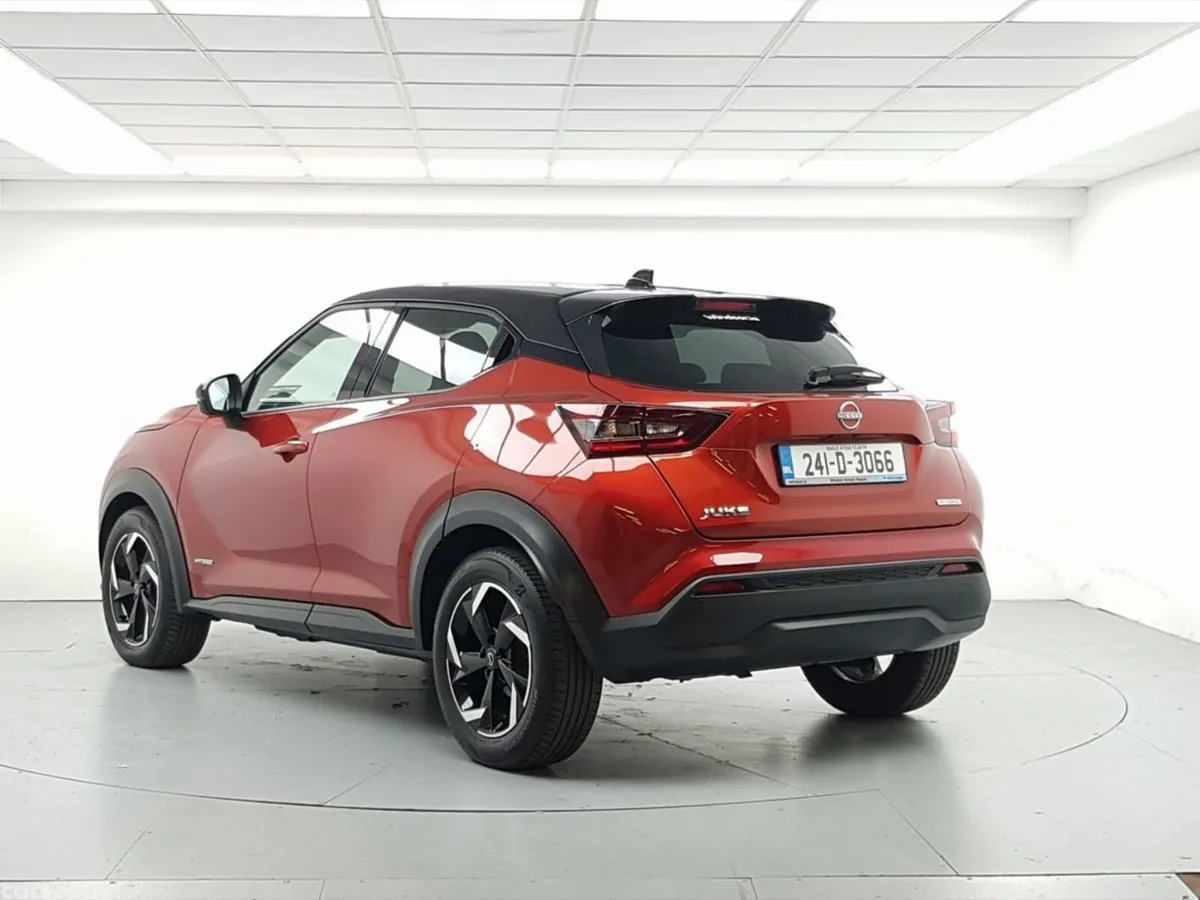 Nissan Juke SUV, Petrol Hybrid, 2024, Red
