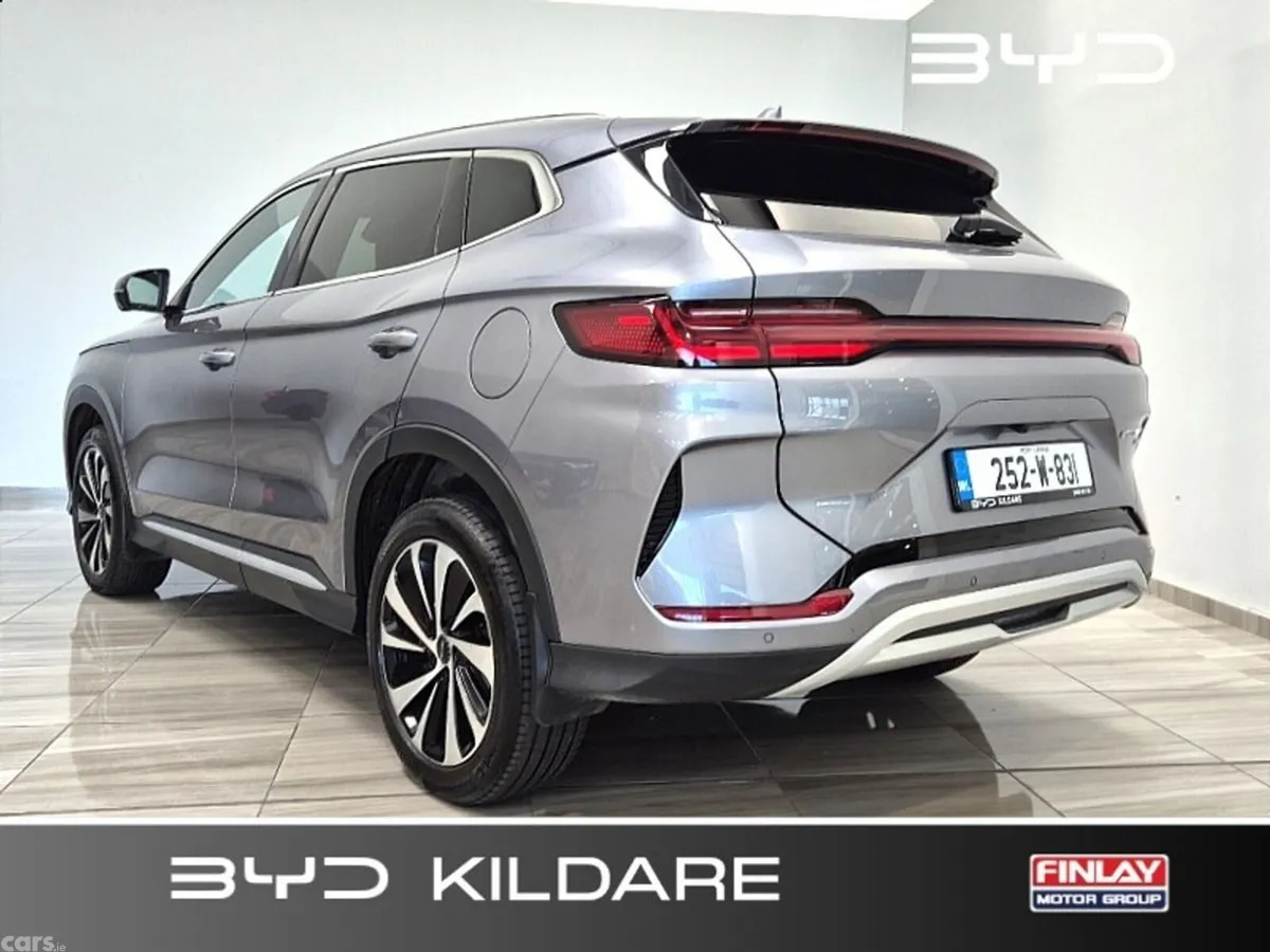 BYD SEAL U Hatchback, Petrol Plug-in Hybrid, 2025, Grey
