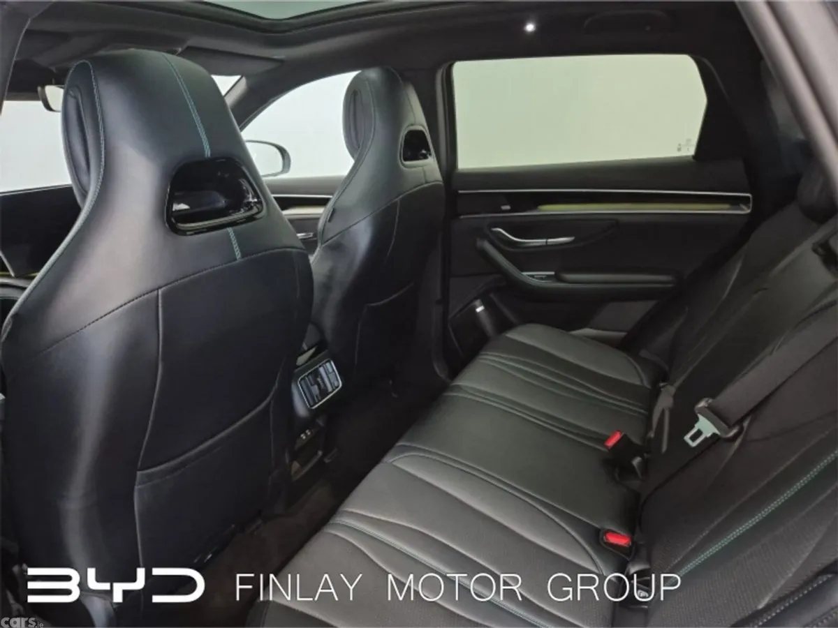 BYD SEAL U Hatchback, Petrol Plug-in Hybrid, 2025, Grey