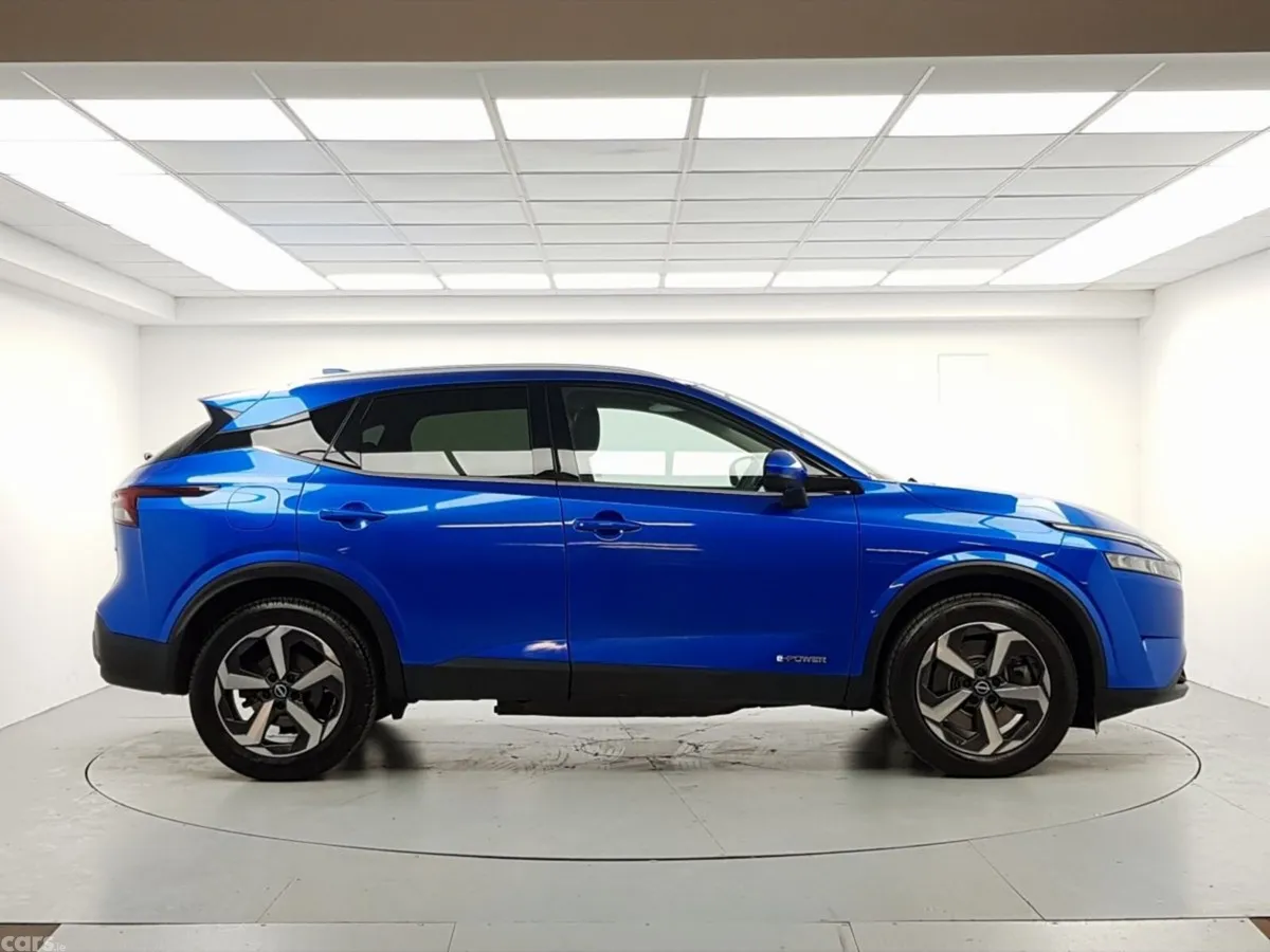 Nissan Qashqai MPV, Petrol, 2023, Blue