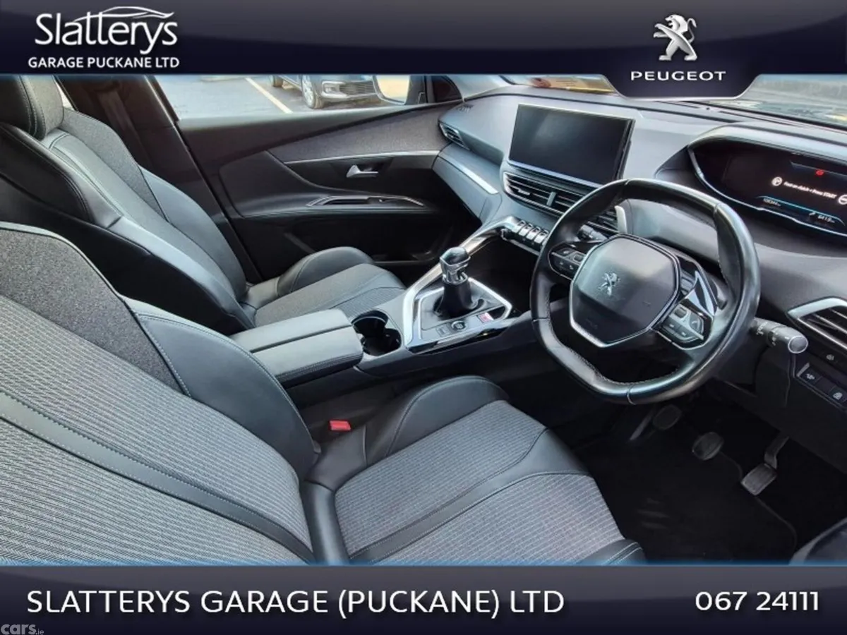 Peugeot 5008 SUV, Diesel, 2021, Grey
