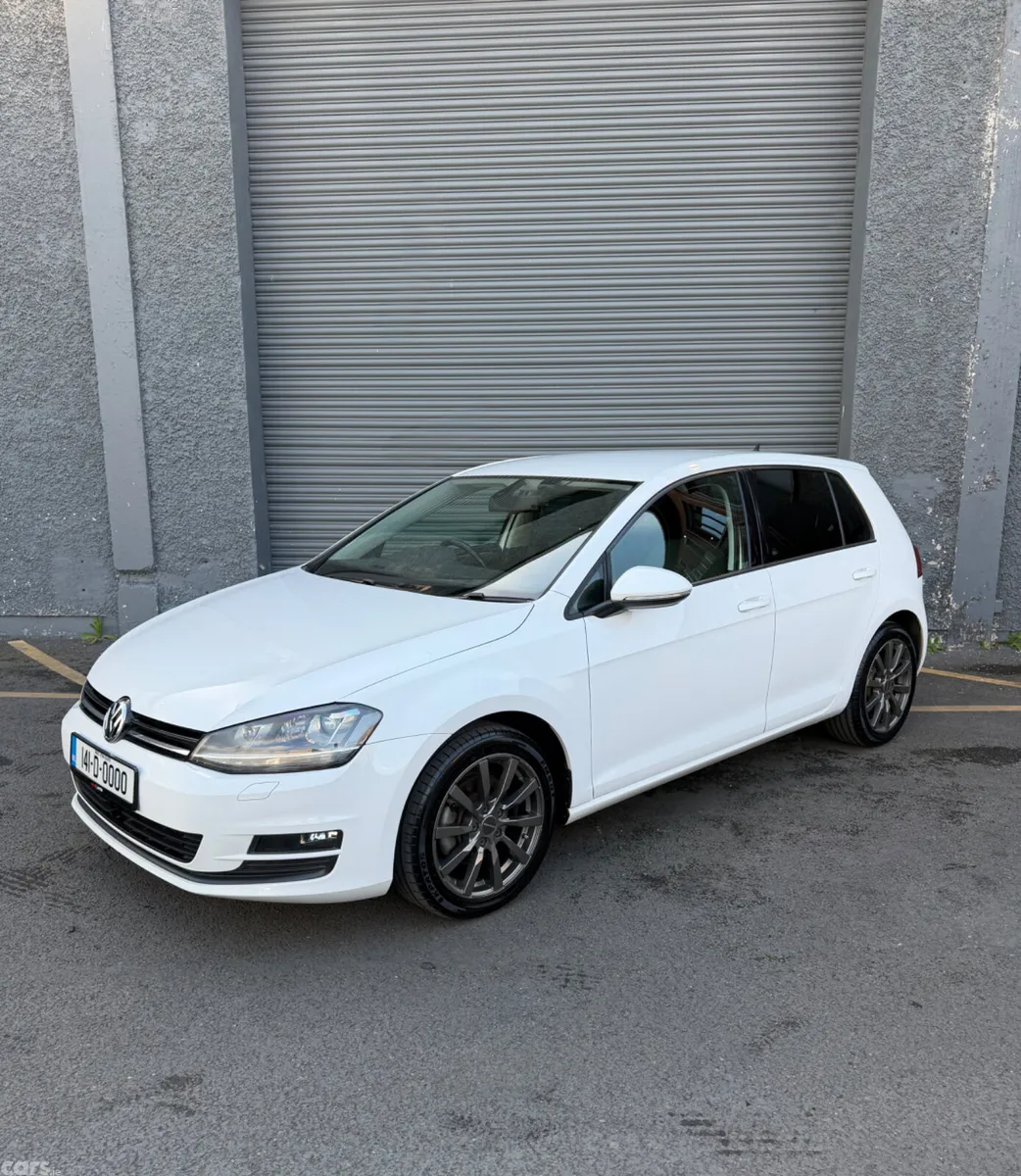 Volkswagen Golf Hatchback, Petrol, 2014, White