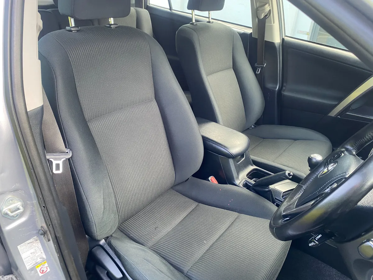 Toyota RAV4 SUV, Diesel, 2017, Grey
