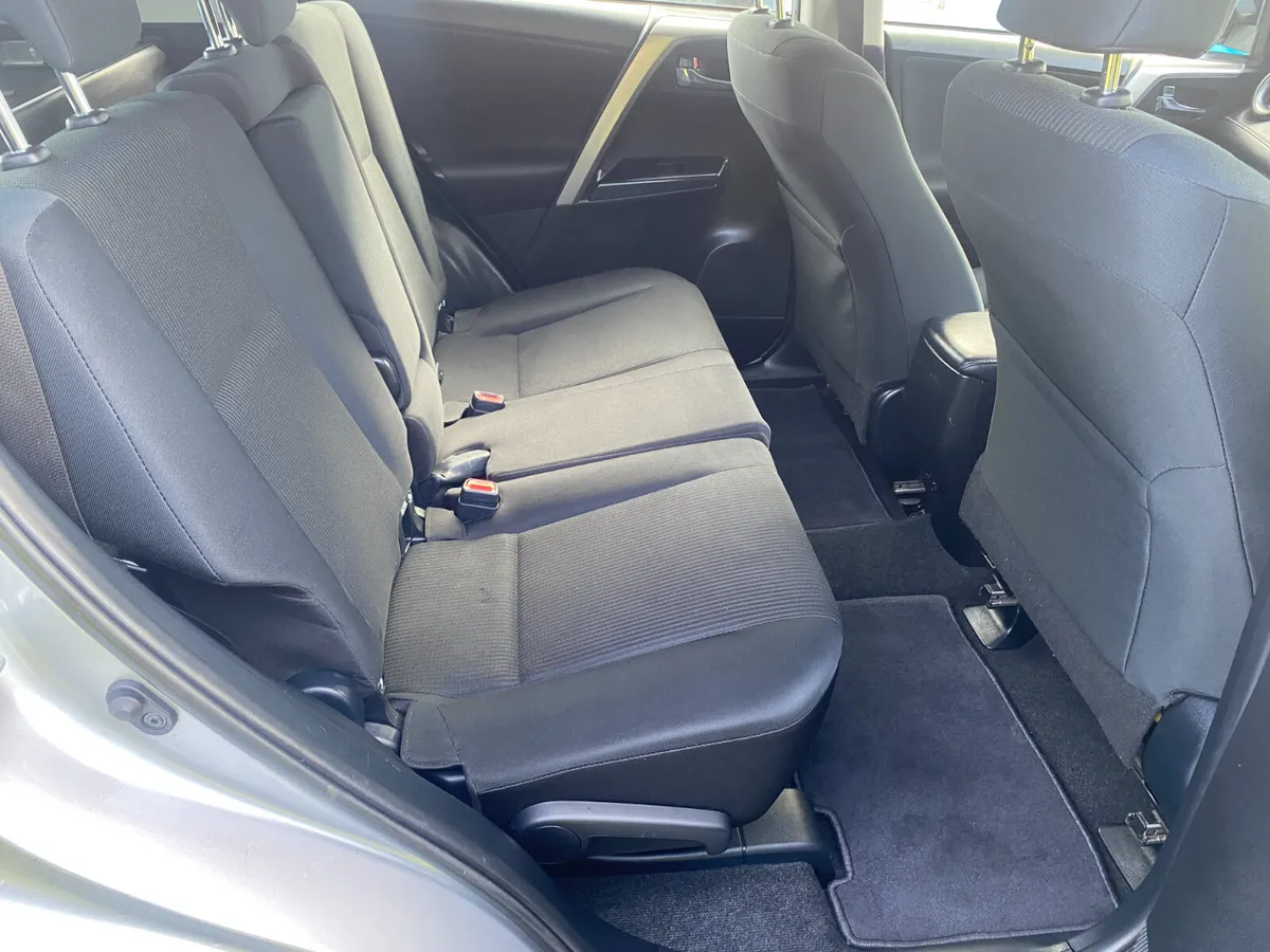 Toyota RAV4 SUV, Diesel, 2017, Grey