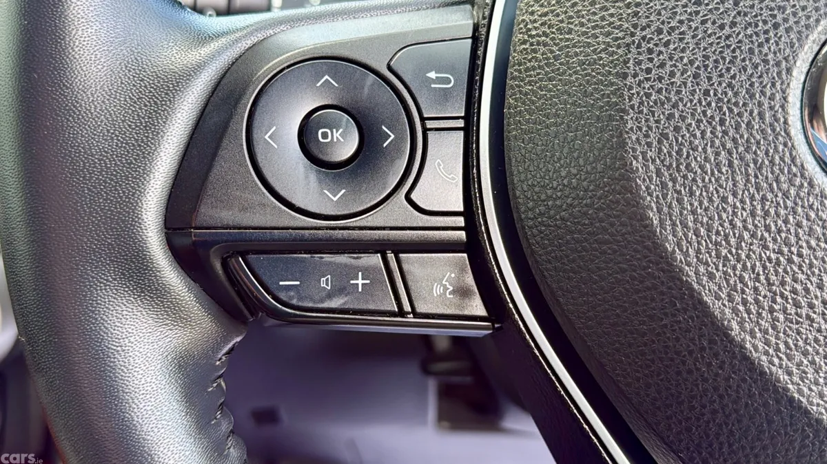 Toyota RAV4 SUV, Petrol Hybrid, 2023, Blue