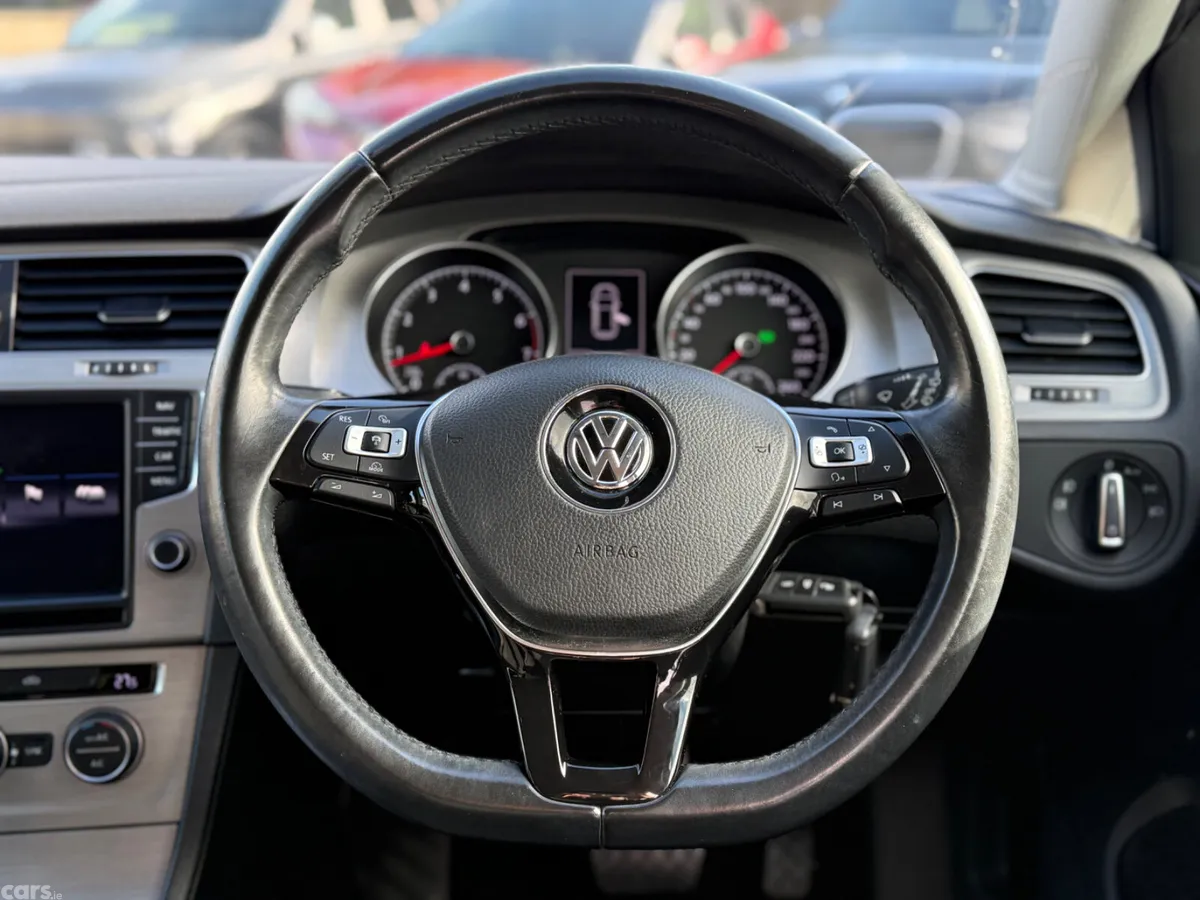 Volkswagen Golf Hatchback, Petrol, 2015, Black