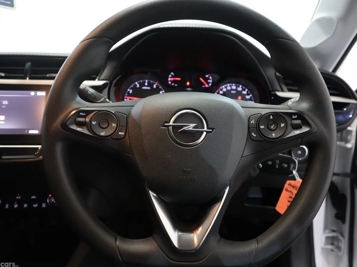 Opel Corsa Hatchback, Petrol, 2023, White